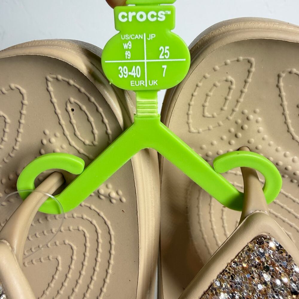 NWT Crocs Women Sloane Glitter Flip Flops Tan/Gold Shimmer comfy platform size 9 - Picture 13 of 14